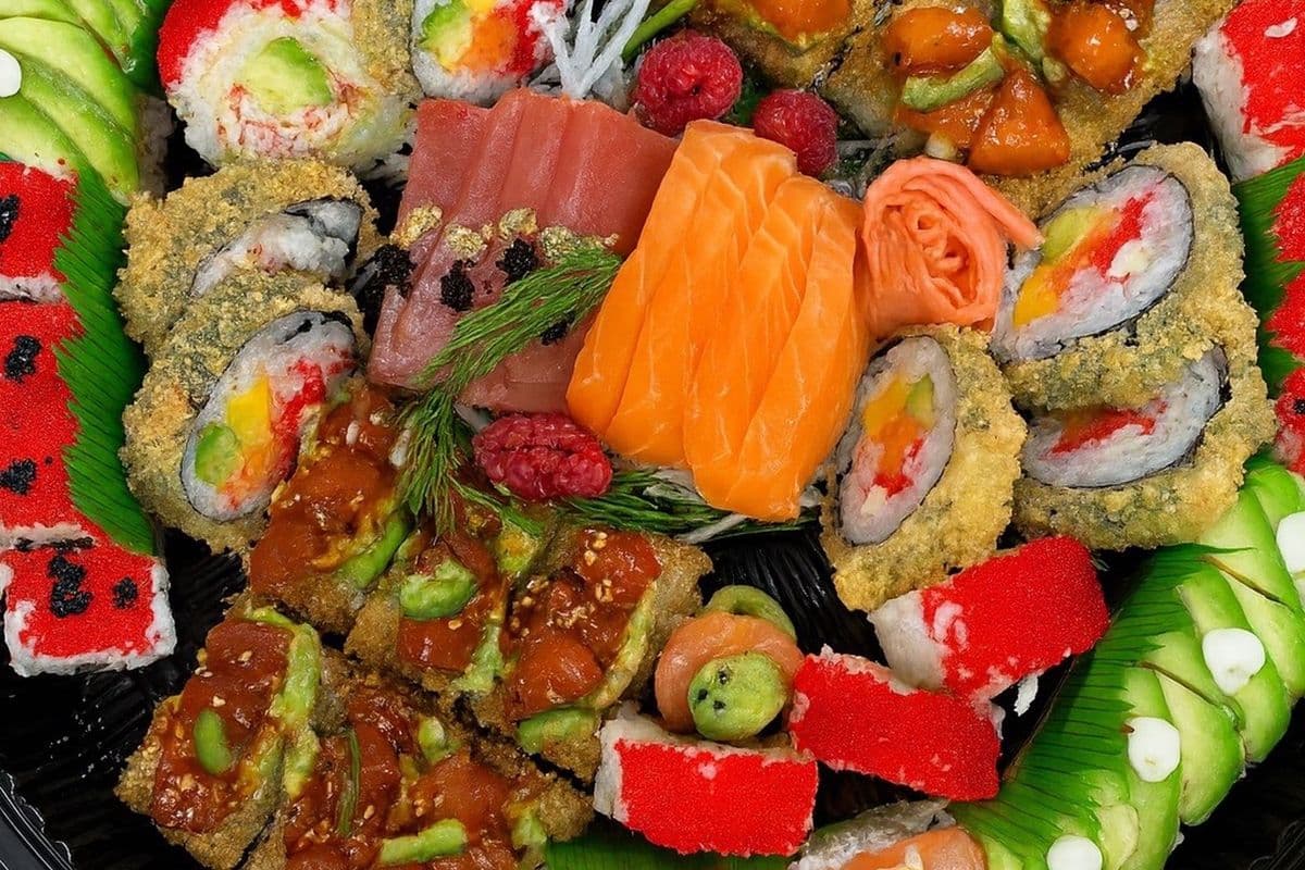 Limited Edition Christmas Platter(Gold)