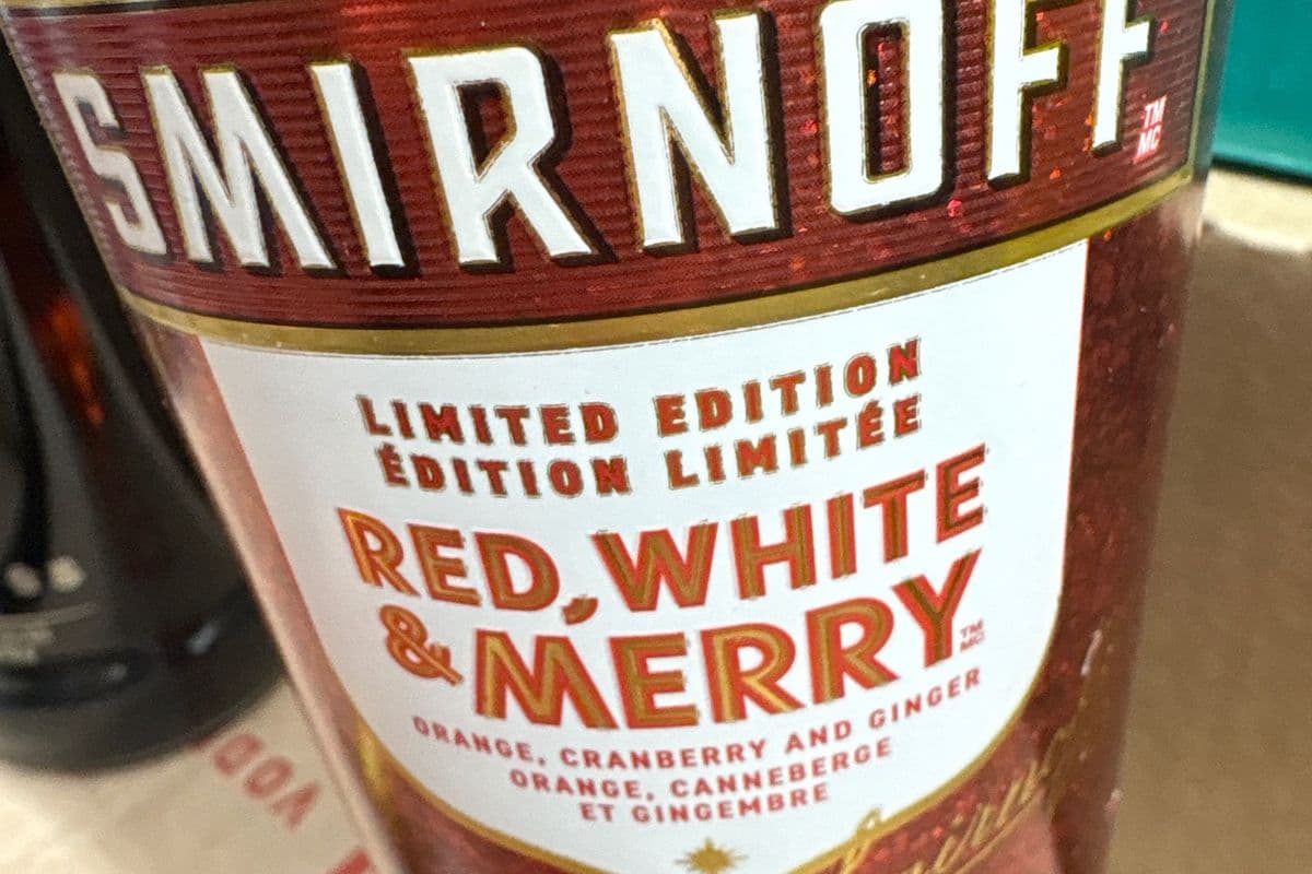 Smirnoff Red, White & merry (1 x 750ml)