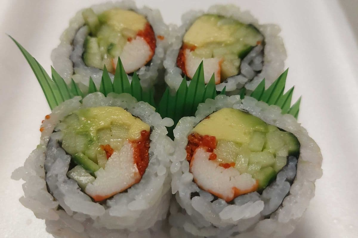 16.California Roll 8pcs (190 Cal)