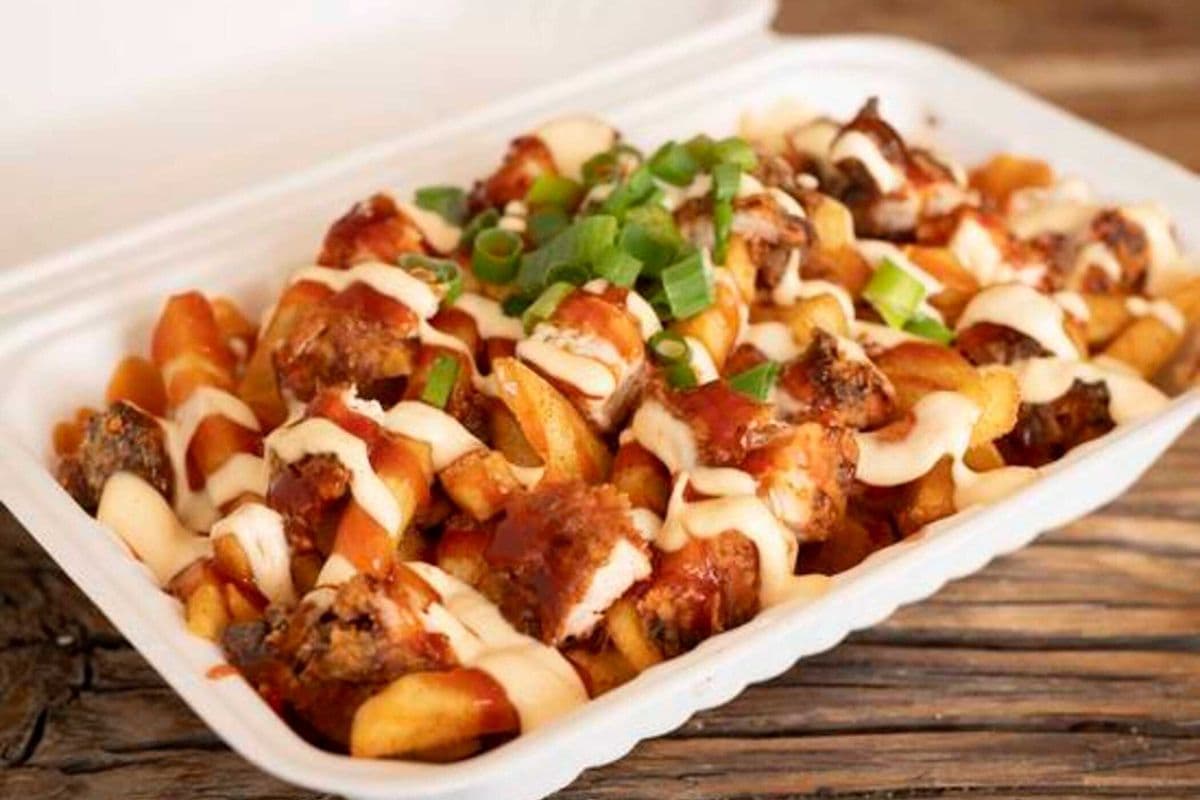 Buffalo Tandoori On Fries