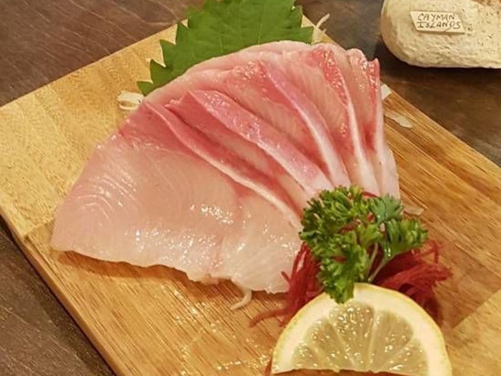 Hamachi Sashimi