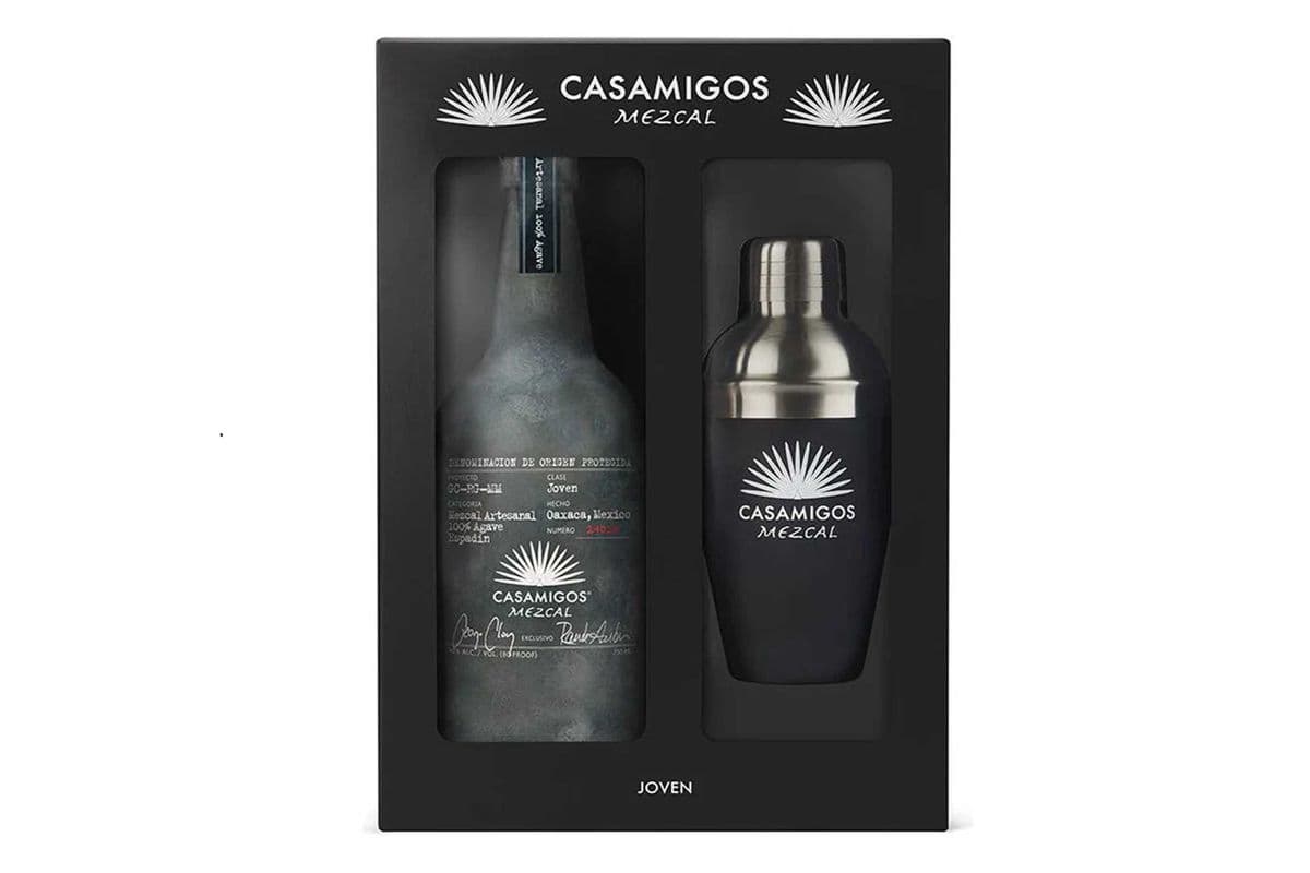 892001. CASAMIGOS MEZCAL + SHAKER PACK (1 x 750ml)