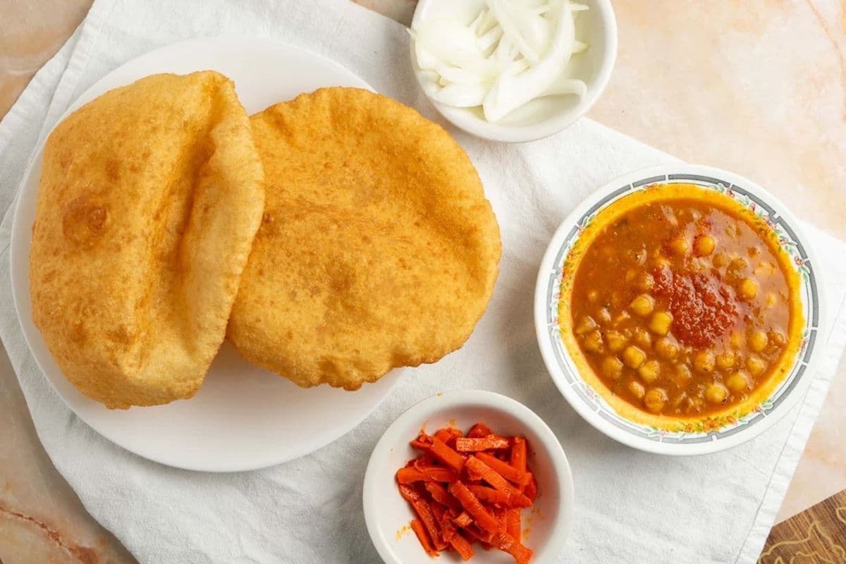 Cholay Bhatura