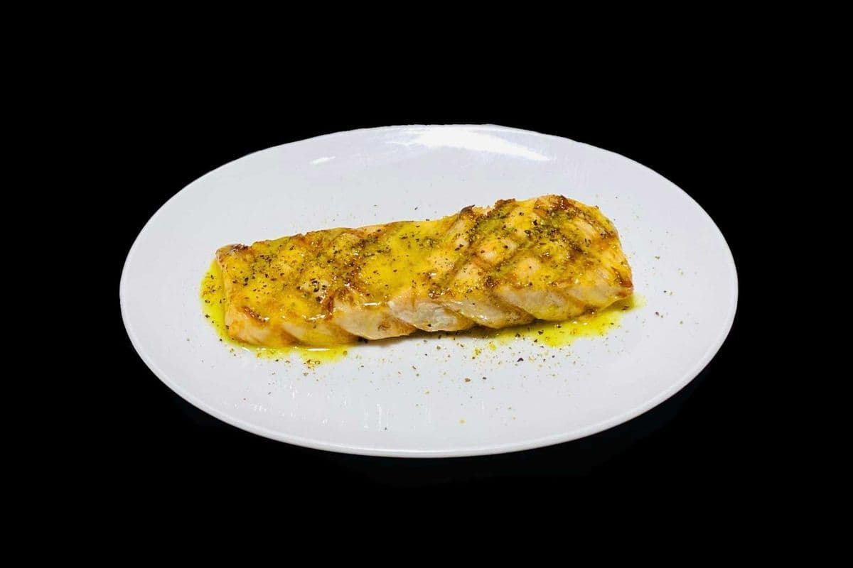 Atlantic Salmon Fillet (by piece)