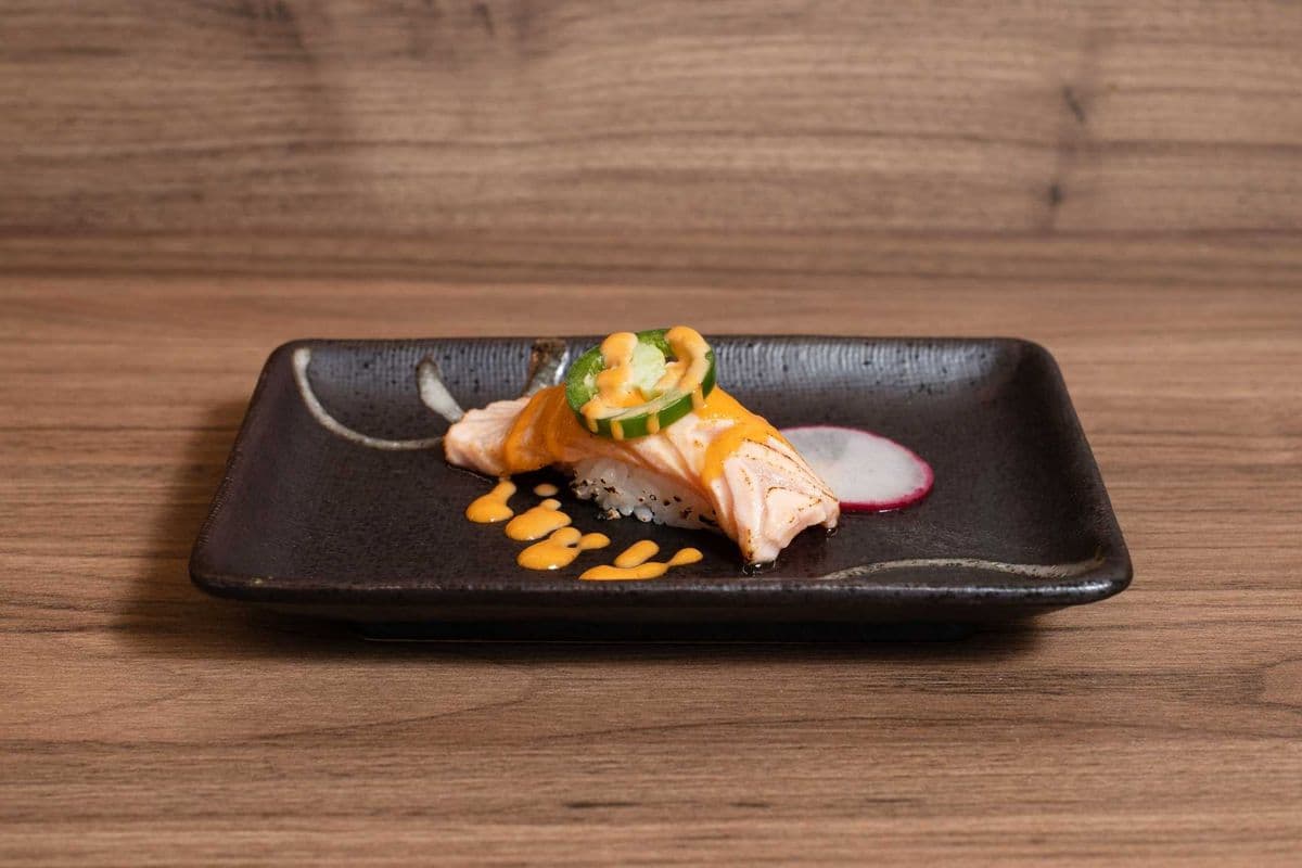 K01. Torched Salmon (1 pc)