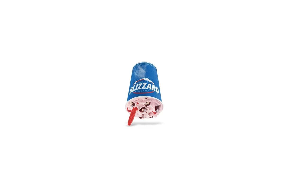 Dessert BlizzardMD – Aux Fraises enrobées de chocolat / Choco Dipped Strawberry Blizzard® Treat