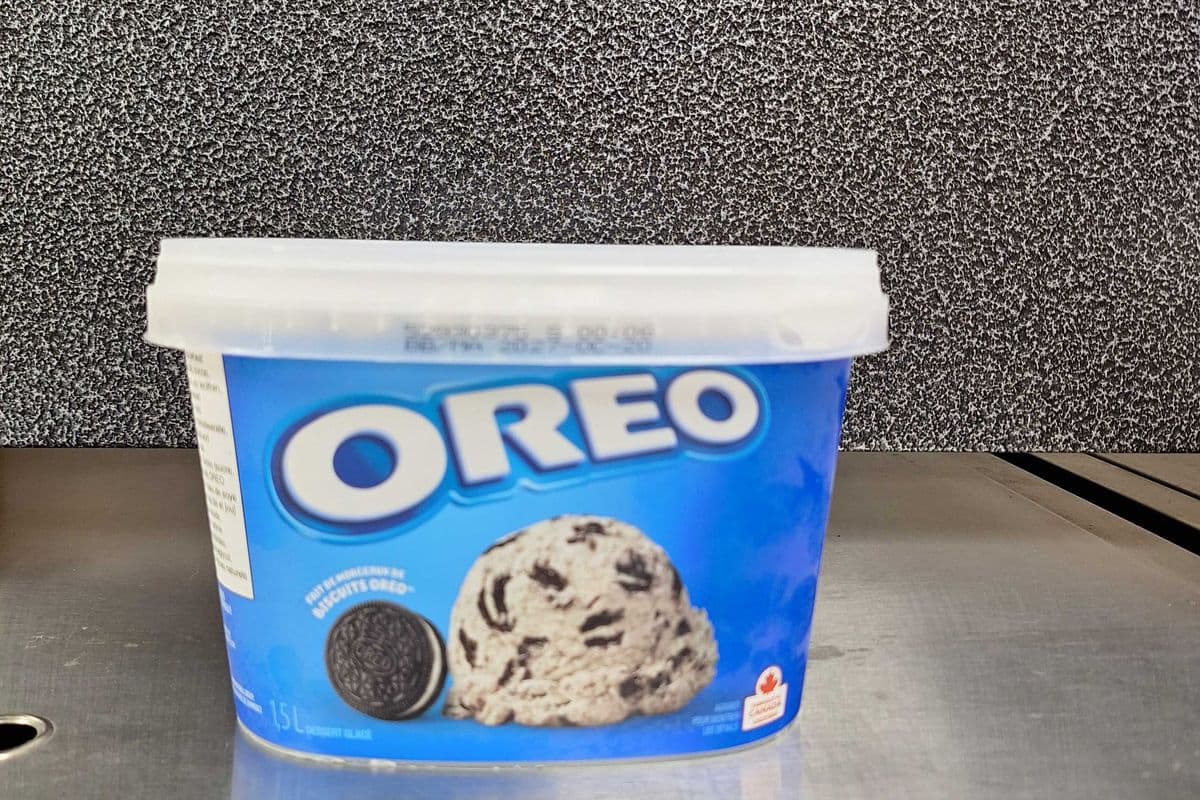 Oreo Ice Cream ( 1.5 Lit ) - $ 10.99