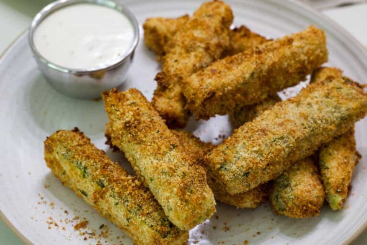 Deep Fried Pickles (6 pcs)