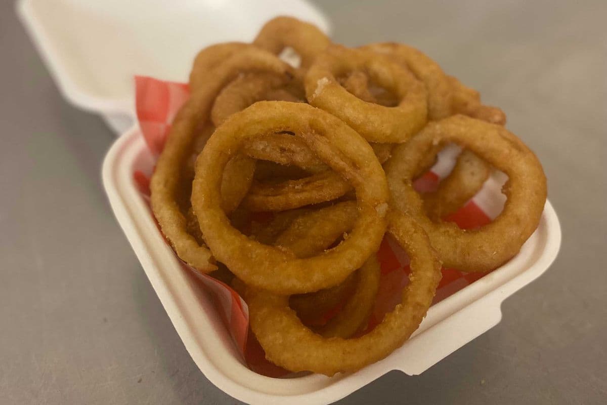 Crispy golden onion rings !!!
