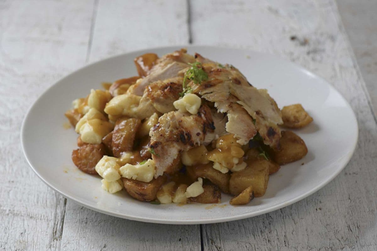 Poutine Shish Taouk (Poulet) / Shish Taouk Poutine (Chicken)