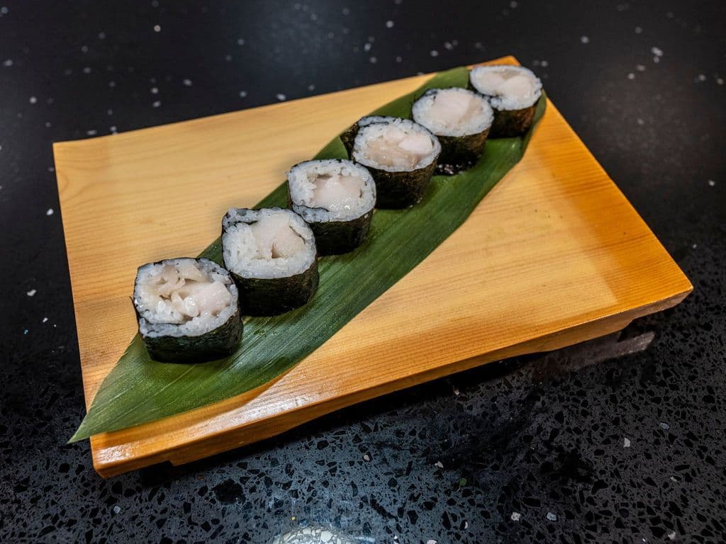 White Tuna Roll (6pcs)