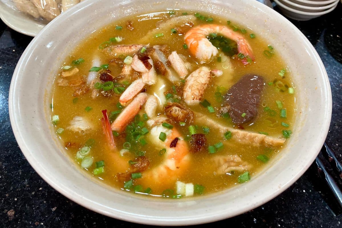 49. Prawn, Crab Meat, Vietnamese Ham with Udon in Soup - Bánh Canh Tôm, Cua, Chả Lụa