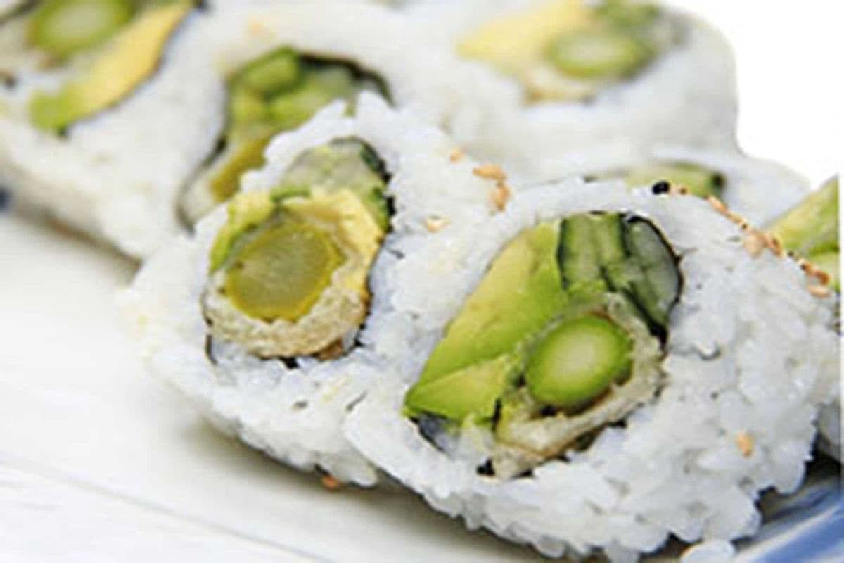 Asparagus Roll (8pcs)