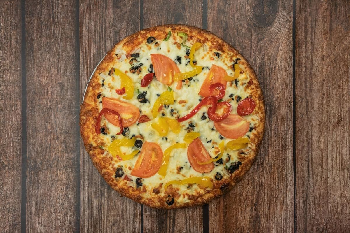 Medium Greek Pizza
