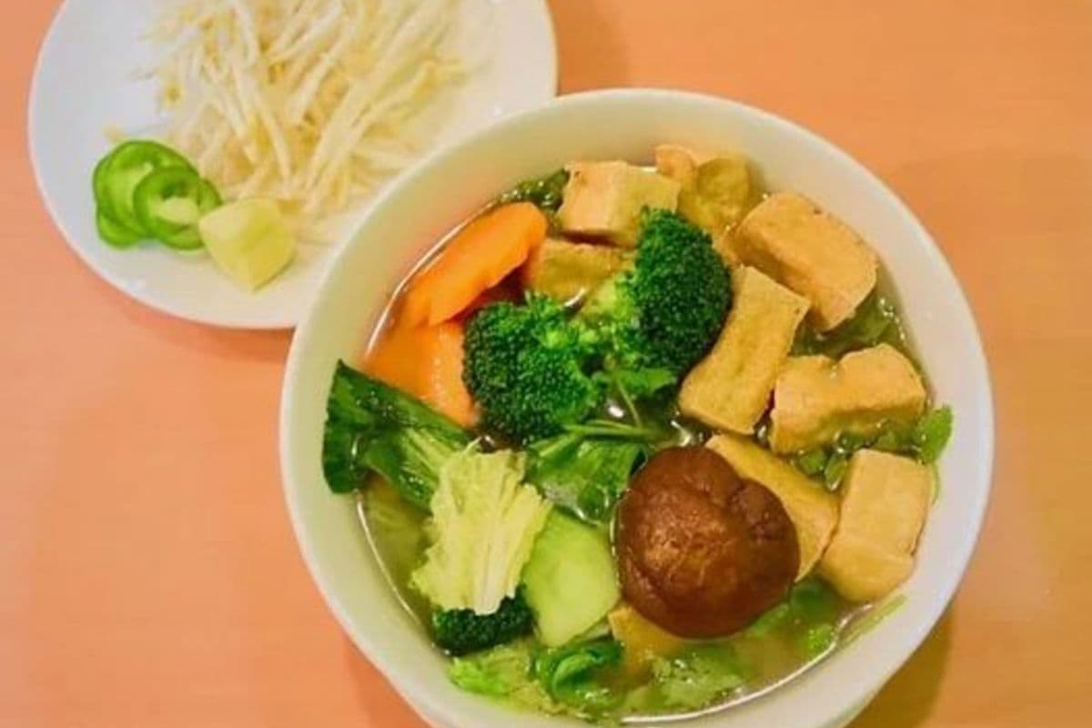 V2 Hu Tieu Chay