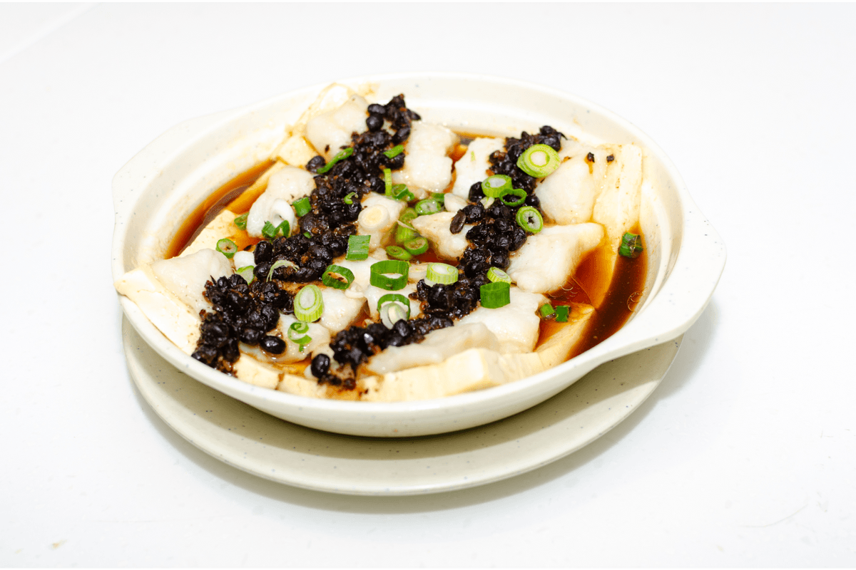 Steamed Fish Slices with Tofu in Black Bean Sauce 豉汁豆腐蒸魚柳