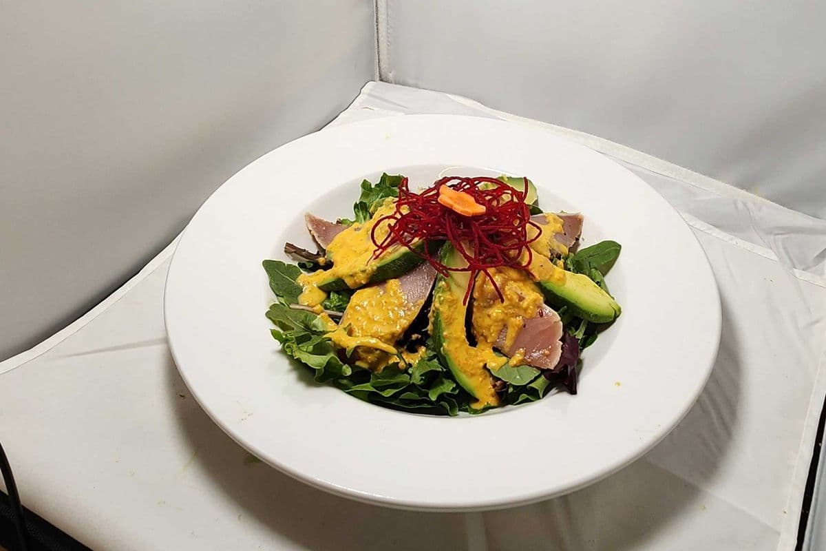 Tuna Tataki Avocado Salad