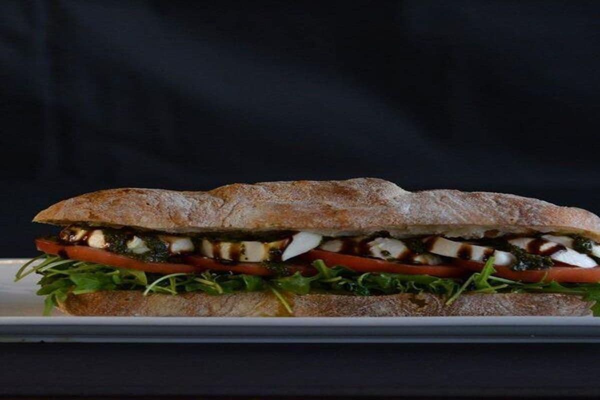 Sous-marin prosciutto bocconcini / Submarine with Prosciutto Bocconcini