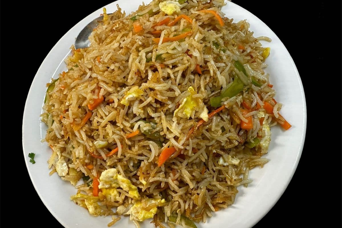 Riz frit avec légumes et oeufs / Vegetable and Egg Fried Rice