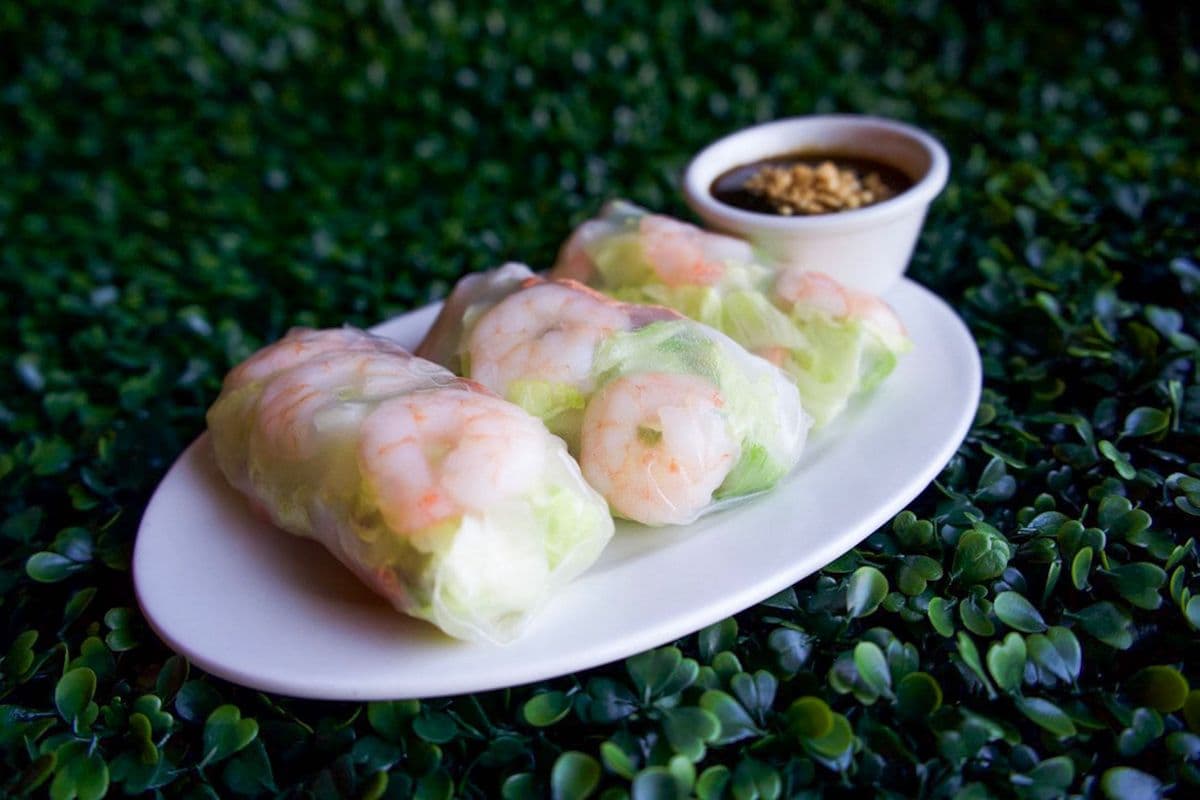 5. Salad Rolls (3 pcs)