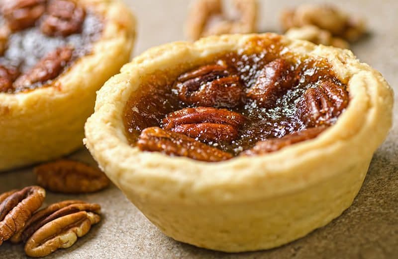 Pecan butter tart