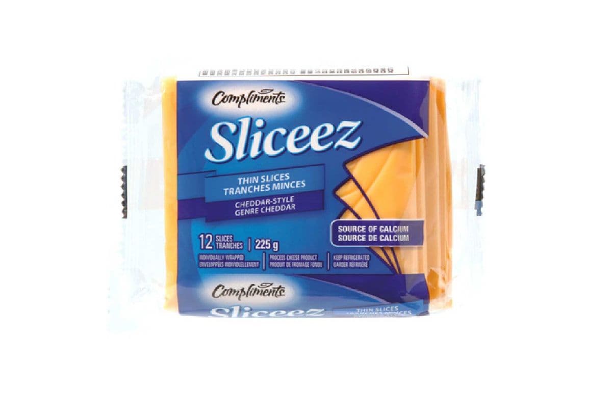 Compliments Cheddar Cheese Slices 225g