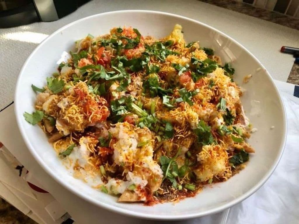 Chaat papdi loves bhalla