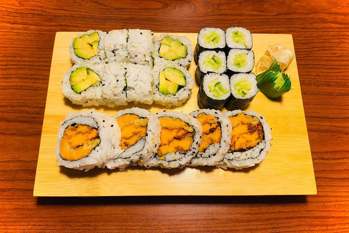 Vegetable Sushi Combo (19 pcs)