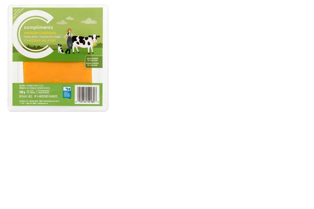 Comp medium cheddar cheese slices 230 g