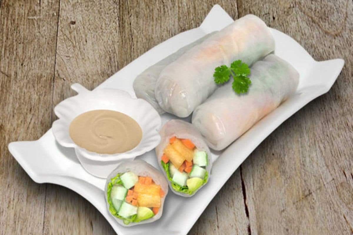 Fresh Veggie Spring Rolls (4 pcs)