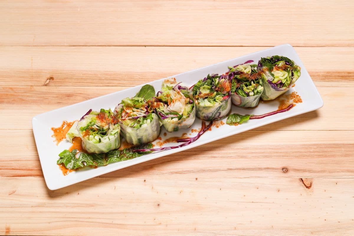 Salad Roll (6 pcs)