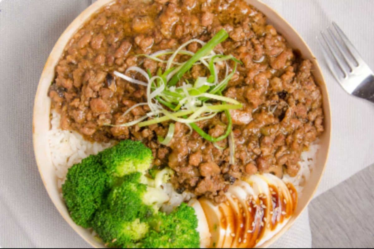 Taiwanese Minced Pork Rice 台式卤肉饭