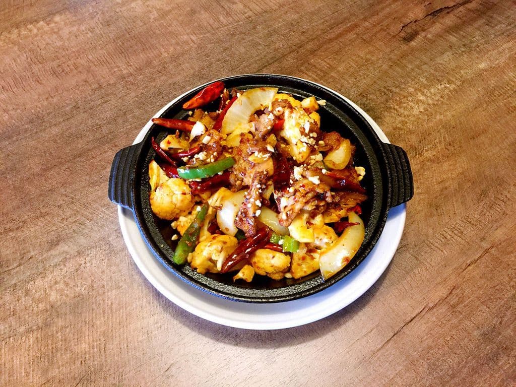 Dry Pot Cauliflower & Broccoli干锅白花菜西兰花