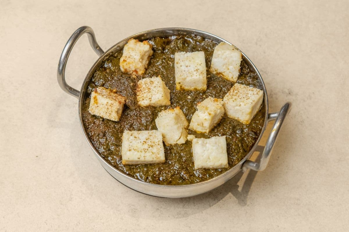 Palak Paneer (spinach) (medium spicy)