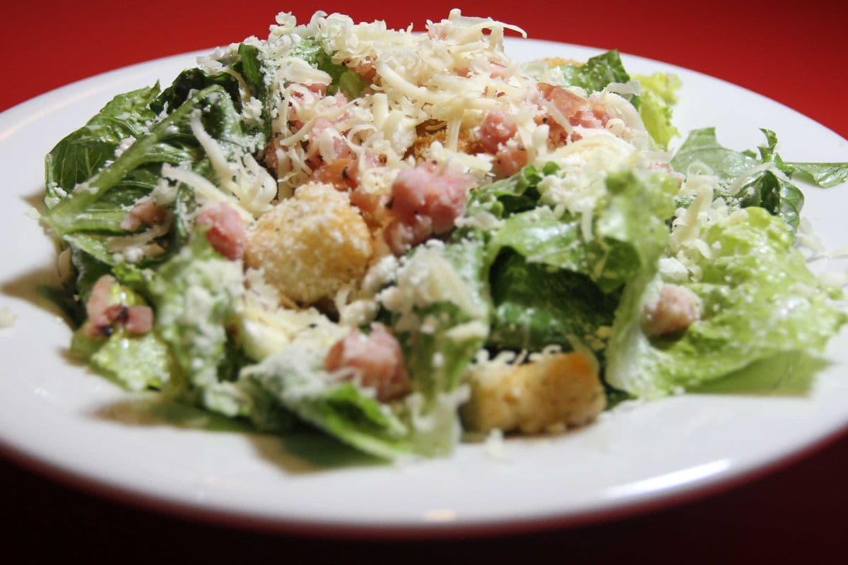 Caesar Salad (Gluten-Friendly)