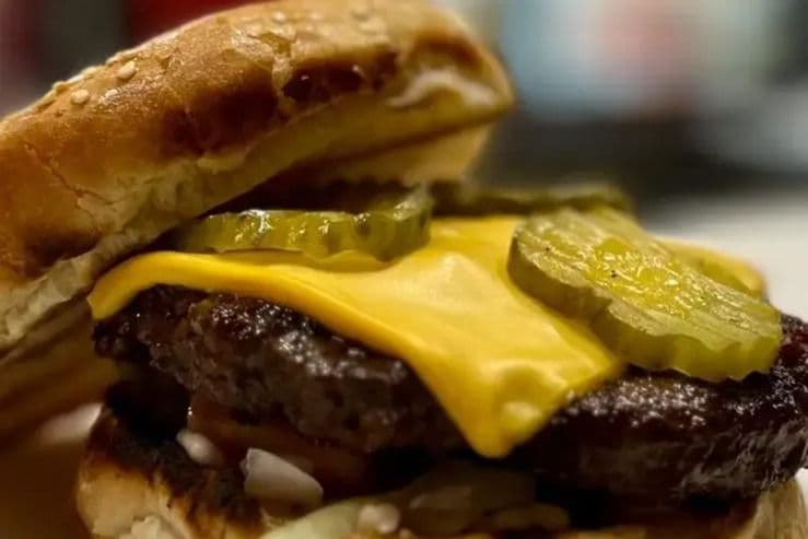 Cheese Burger (7oz patty)