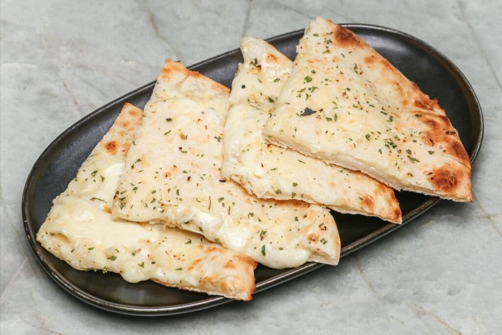 Cheesy Garlic Naan