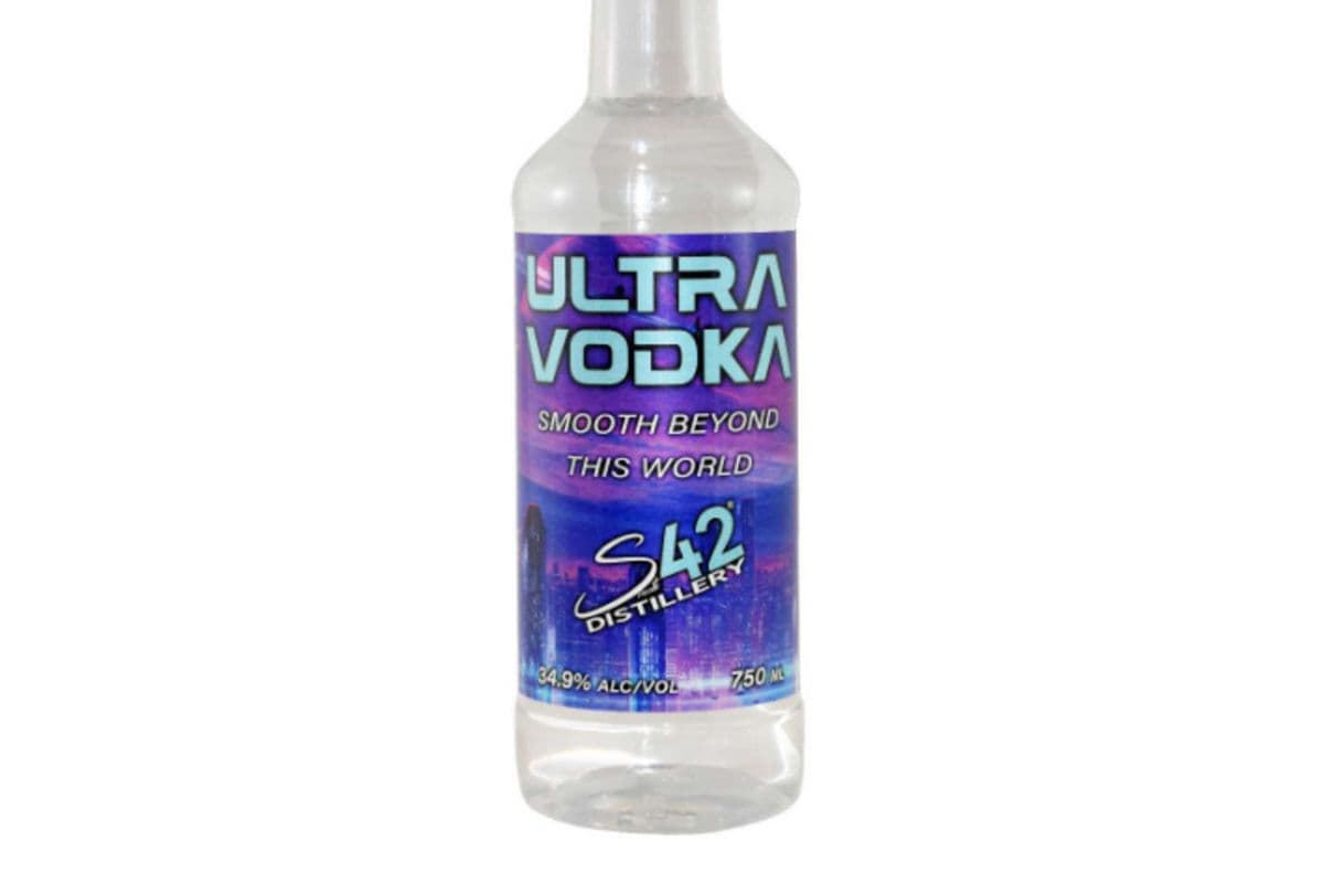 ULTRA VODKA 750ML (1 x 750ML)