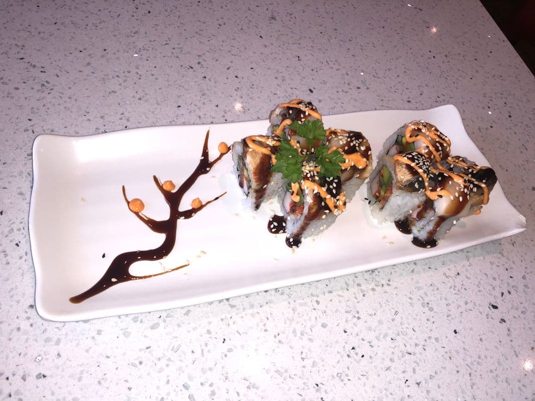 R50. Panda Roll (8pcs)