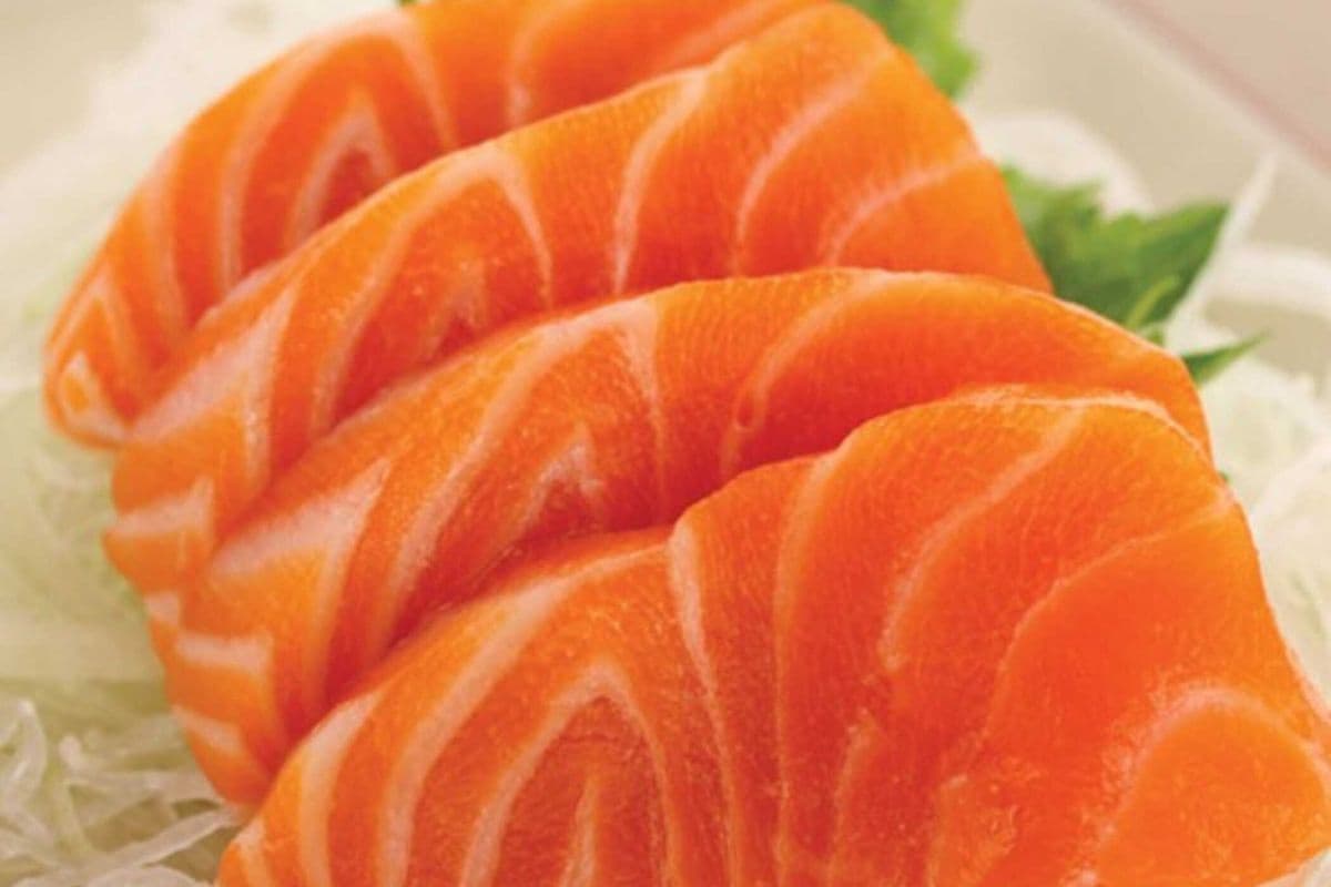 Salmon (3 Pieces)