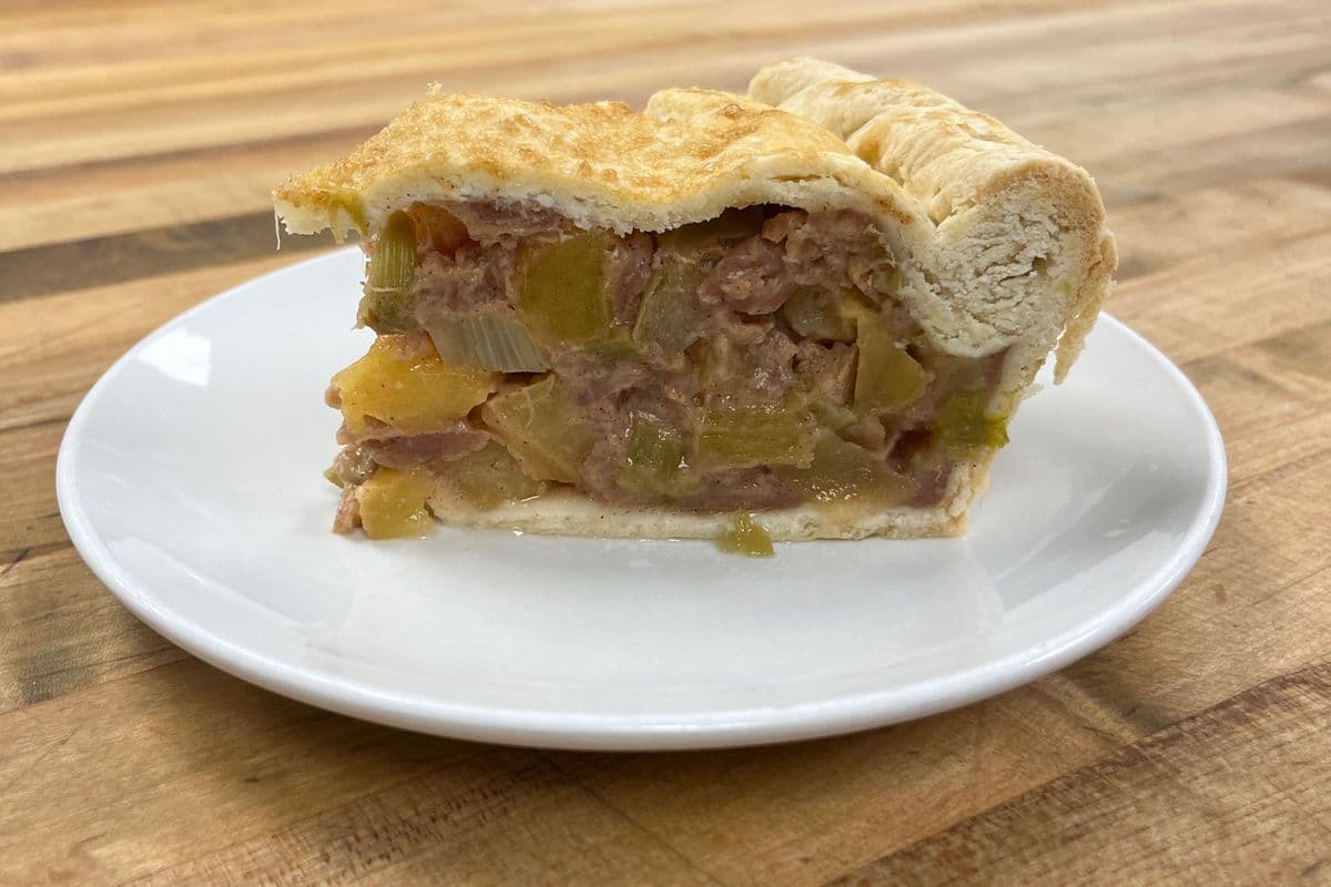 Apple Rhubarb Pie