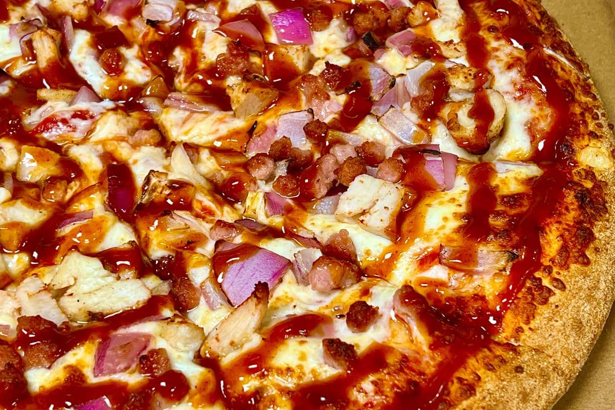 12" Medium BBQ Chicken Pizza