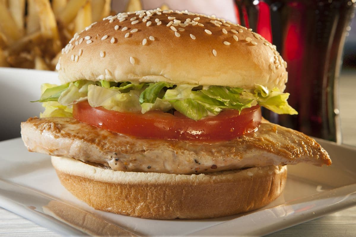 CLASSIC GRILLED CHICKEN SANDWICH MEAL