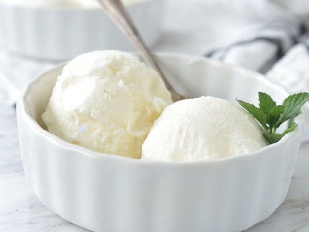 Vanilla iced cream