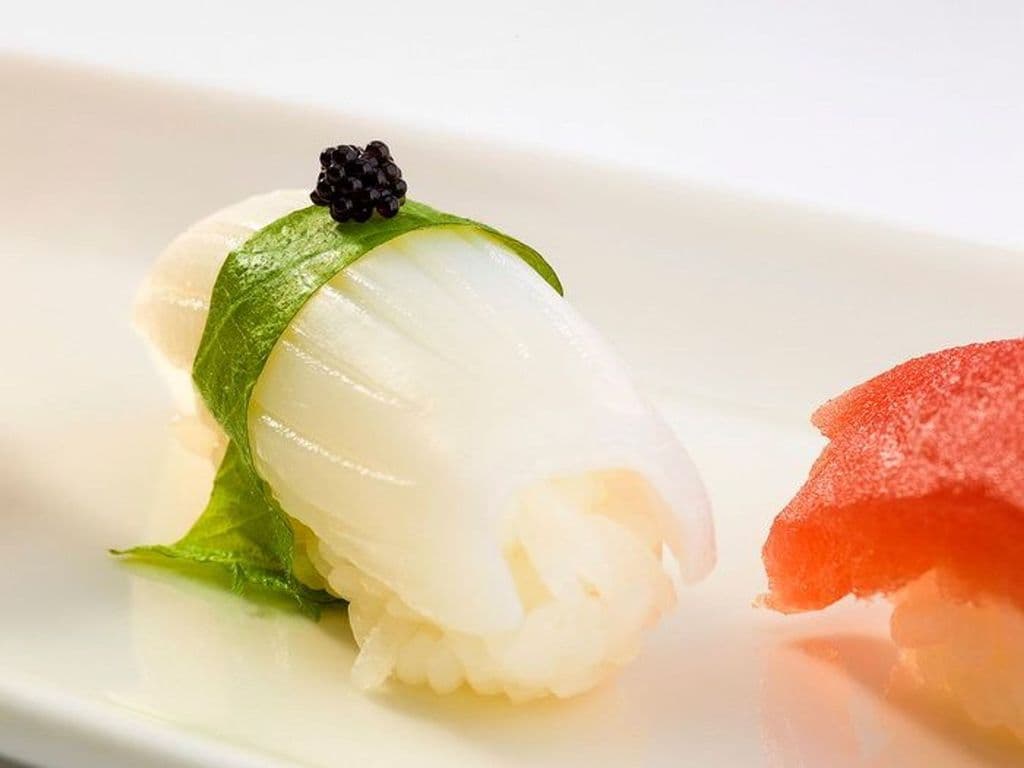Cuttlefish Sushi (2 pcs)