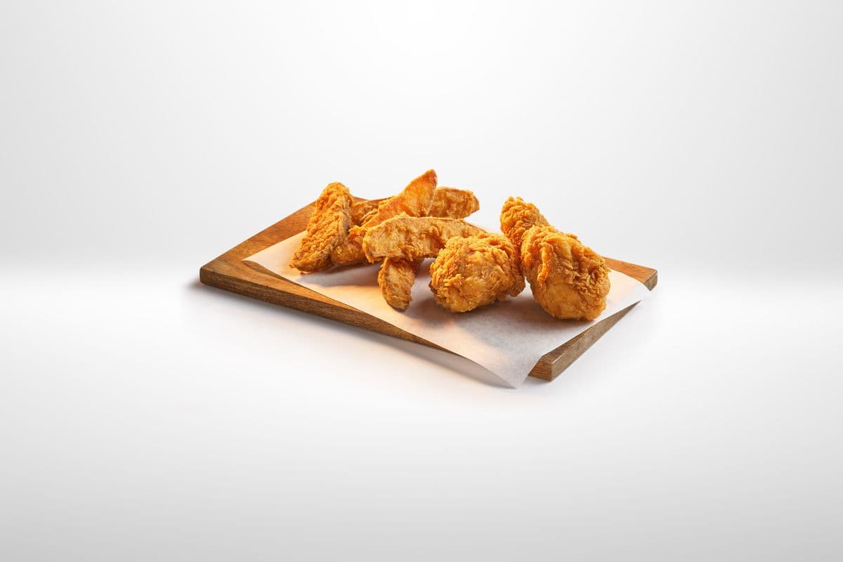 2 Pieces Crispy Classic Chicken (Drums) & 3 Wedges + 1 FREE Dip