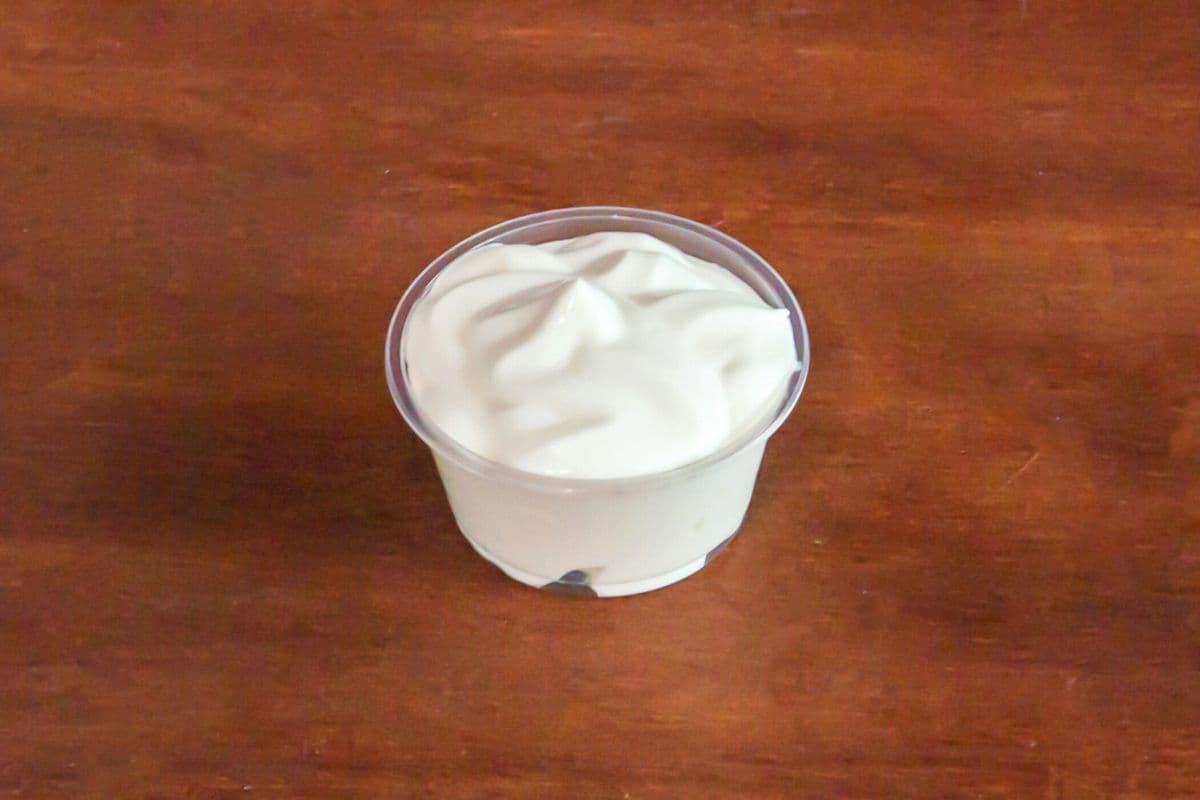 Sour Cream (2 oz)
