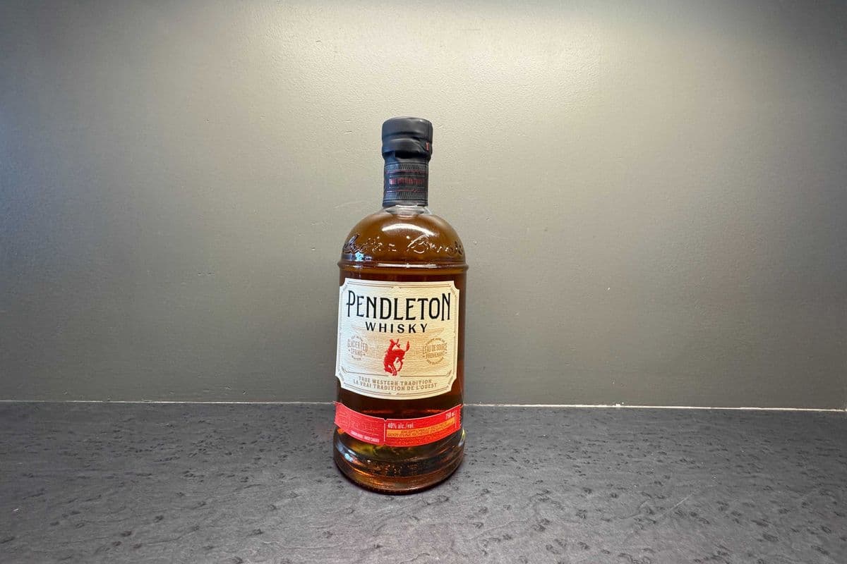 Pendleton Canadian Whisky 750ML Bottle (1 x 750 ml)