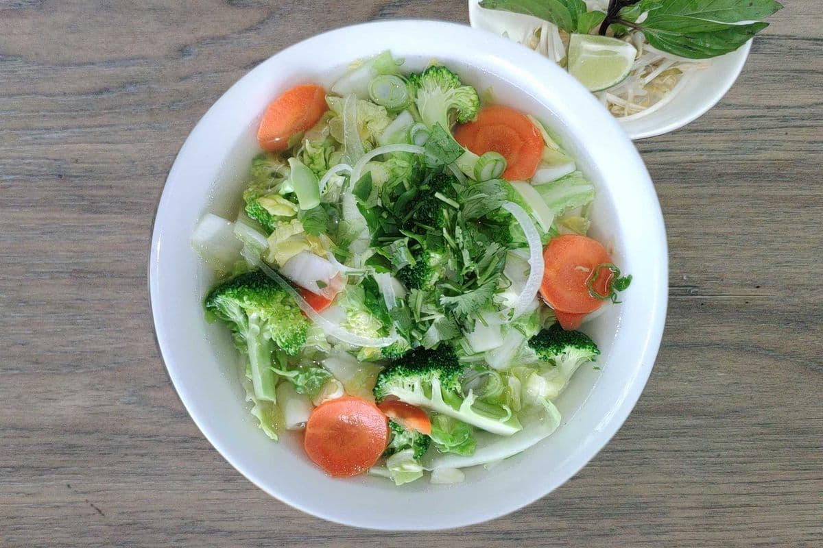 C8. Vegetable Pho