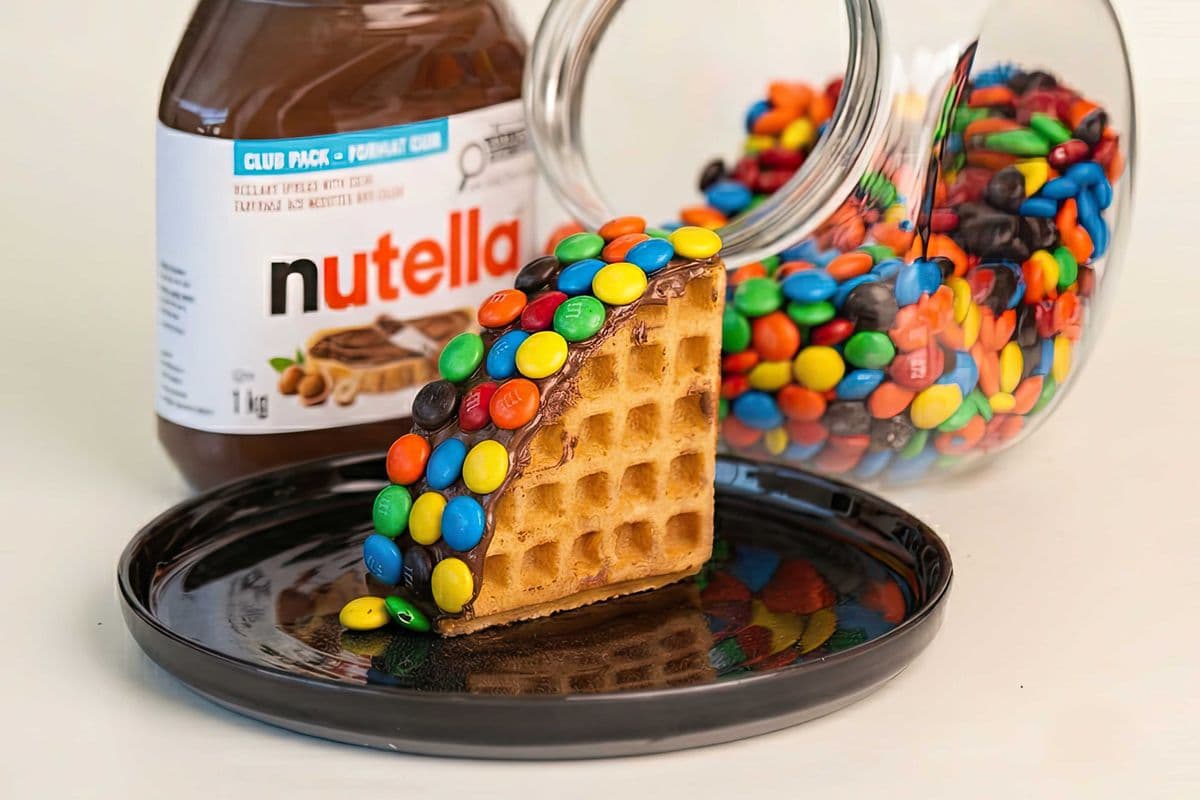 Nutella M&M Pocket Waffle